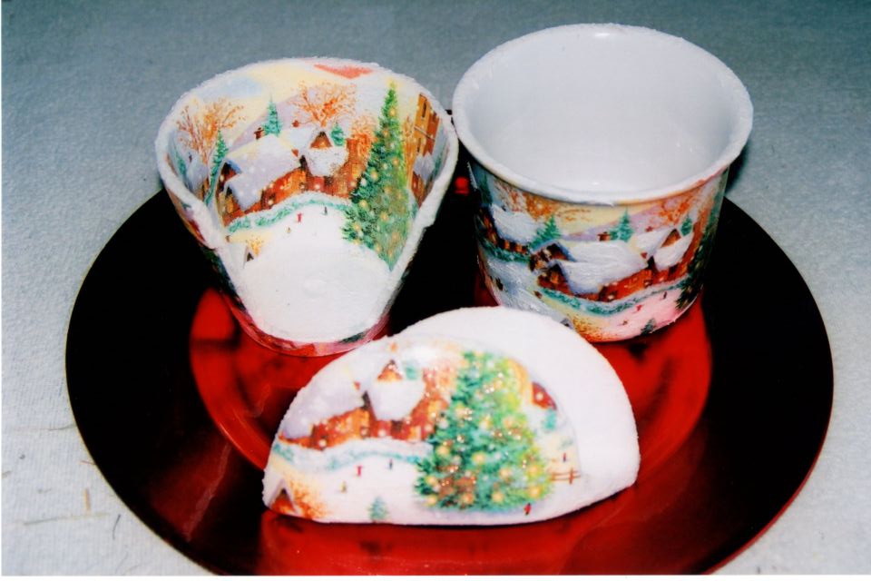 lonček za rože, lučka in stojalo z