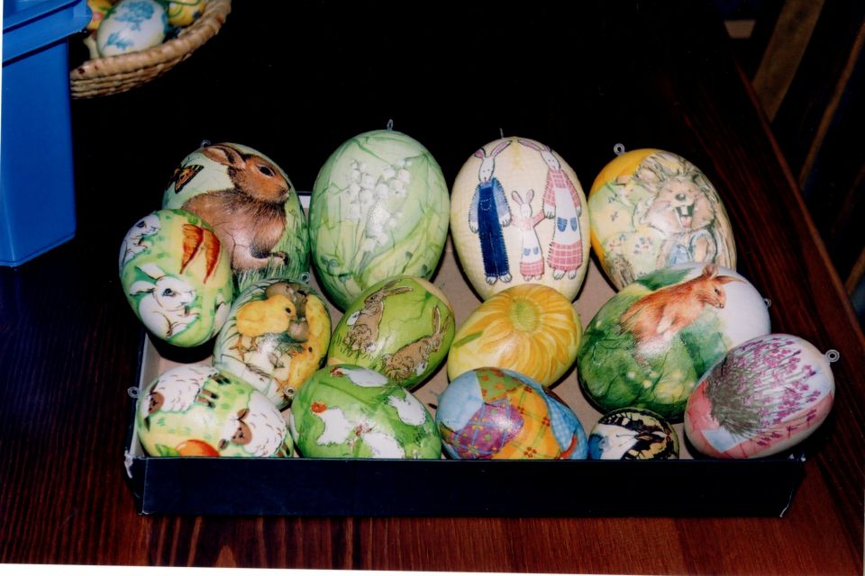 servetna tehnika na plastičnih jajca