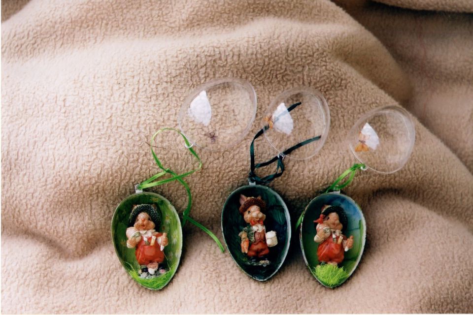 figurice v plastičnih jajcah - notranja podoba