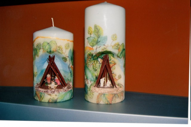 Jaslice v sveči, okrašeni s hmeljem, posebnost Savinjske doline
