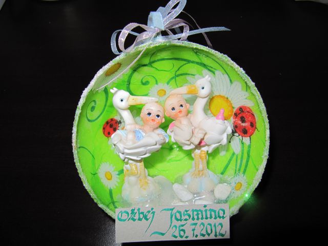 Darilo prijaznemu osebju porodnišnice v Trbovljah ob rojstvu naših dvojčkov