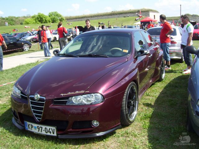 Alfa meetings - 02   Komarom 2009 - 1 - foto