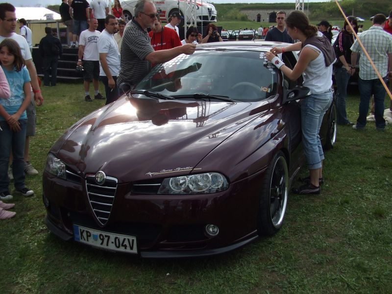 Alfa meetings - 02   Komarom 2009 - 1 - foto povečava