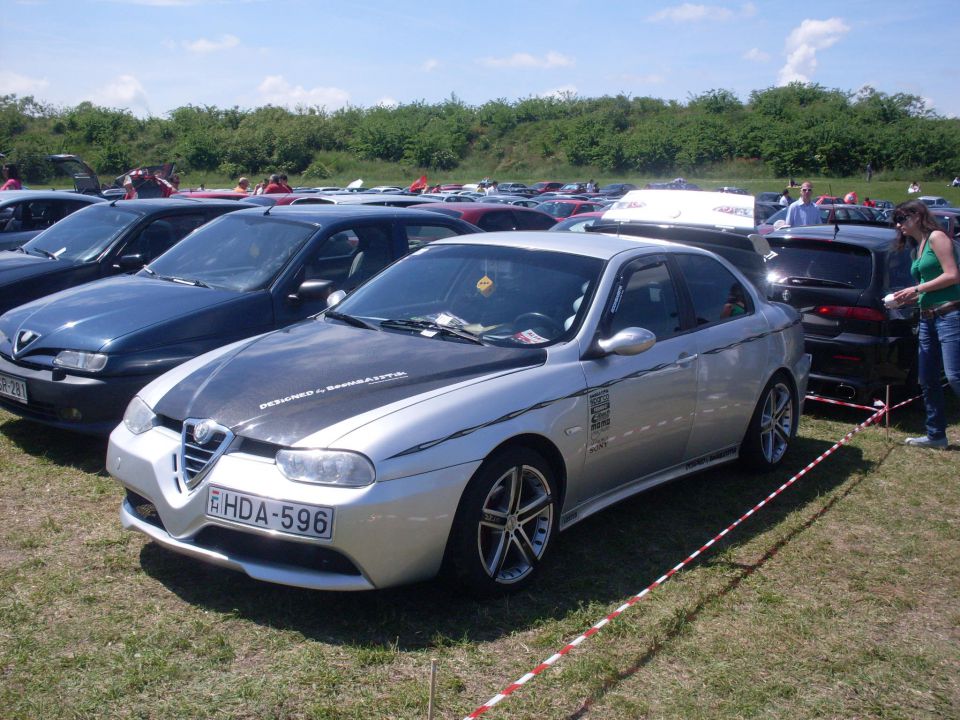 Alfa meetings - 15 Komarom 2010 - 2 - foto povečava