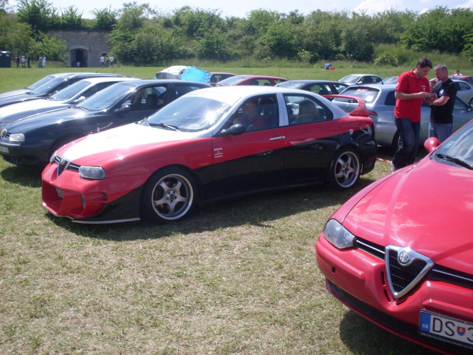 Alfa meetings - 15 Komarom 2010 - 2 - foto povečava