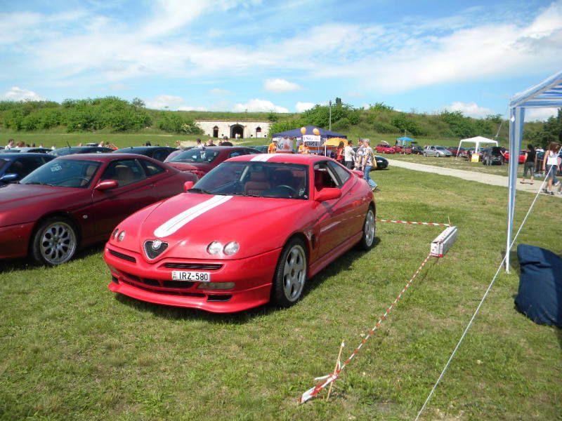 Alfa meetings - 15 Komarom 2010 - 2 - foto povečava