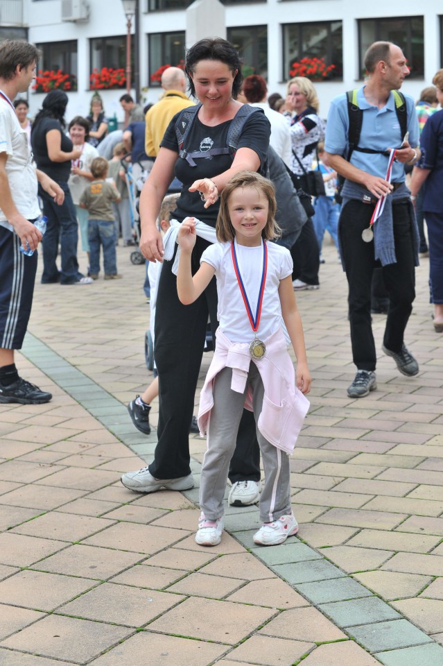 Rokec 09 - foto povečava