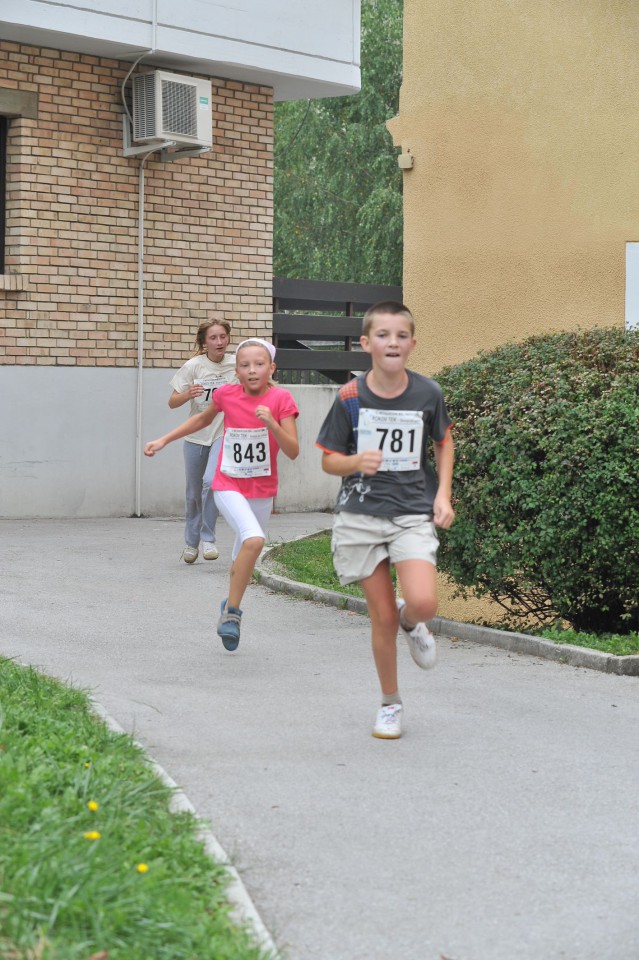Rokec 09 - foto povečava