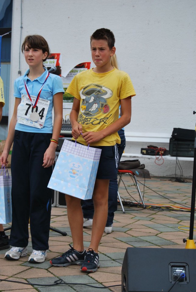Rokec 09 - foto povečava