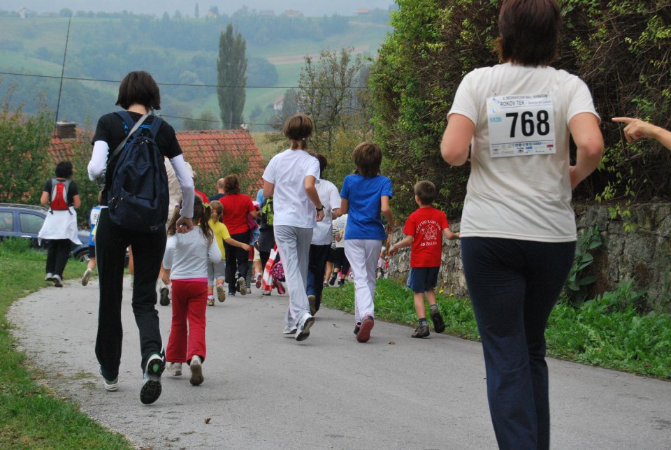 Rokec 09 - foto povečava