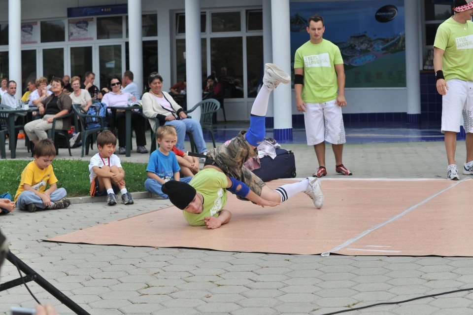 Rokov tek 09 - na cilju - foto povečava