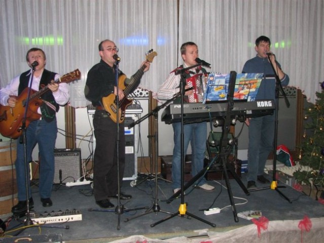 Novoletna zabava POB 2005 - foto
