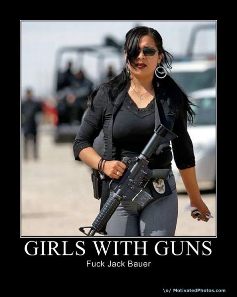 Dekleta in orožja - foto