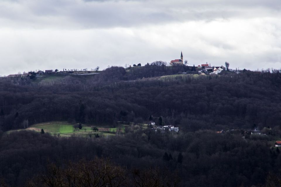 1. april 15 - foto povečava