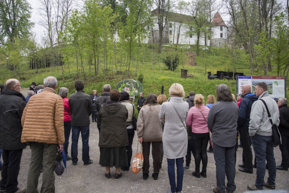 23. april 19 - foto povečava