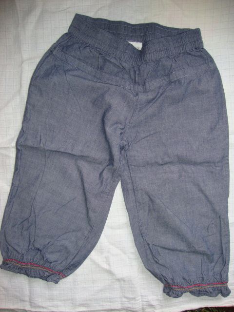 next jeans 3/4 hlače, 4-5 let, 110, 3 eur