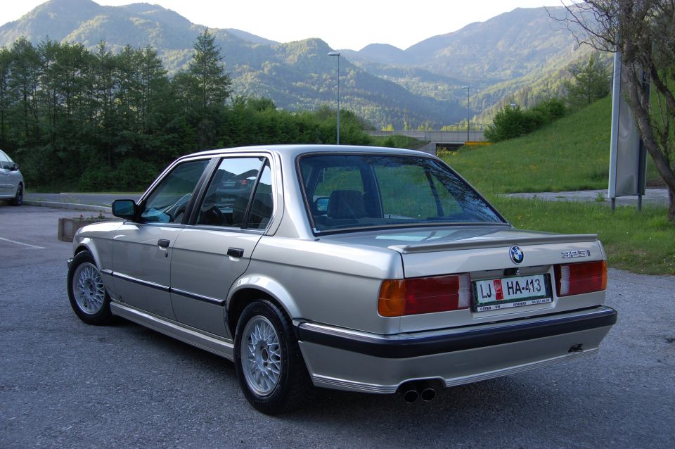 BMW E30 325iA - foto povečava