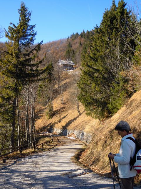 KOČA NA LJUBELJU 1370m - foto