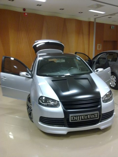 VW golf - tega sm že razmišlu da bi ga odpelu grand theft auto :)