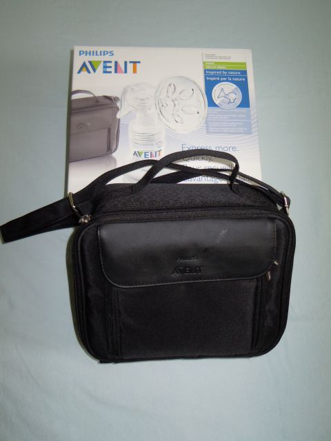 Malo rabljena ročna prsna črpalka philips avent z potovalno torbico 20 eur