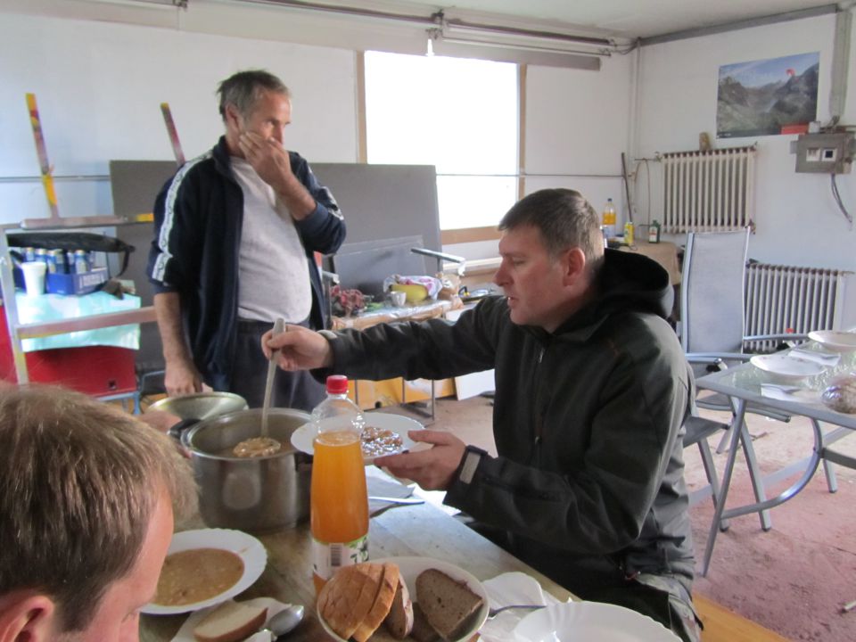 Trgatev 2011 - foto povečava