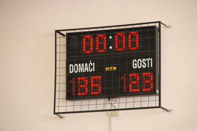 Polfinale košarka dekleta 2012 - foto