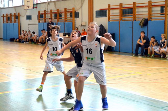 Košarka mlajši dečki 2014 - foto
