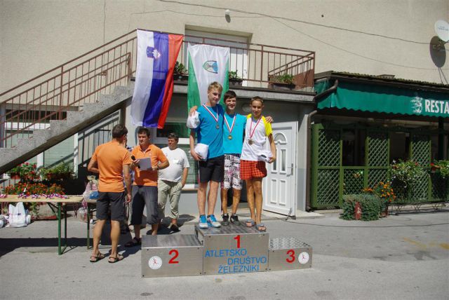 Tek na Ratitovec 2012 (foto Franci Pogačar) - foto