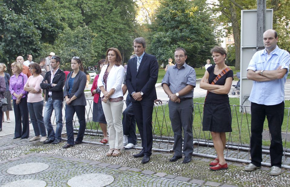 PRINESI KOS NEBA S SEBOJ V DOLINO 7.9.2012 - foto povečava