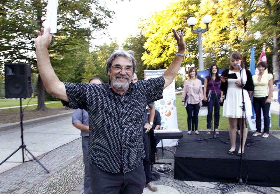 PRINESI KOS NEBA S SEBOJ V DOLINO 7.9.2012 - foto povečava