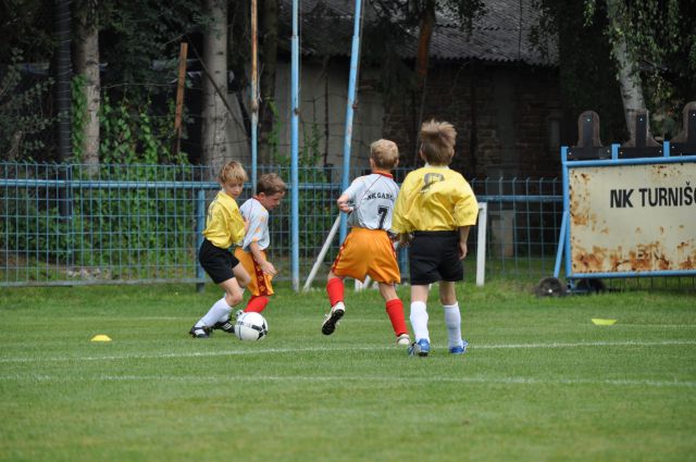 Prijateljska U6 in U8 Nk Turnišče: NK Gančani - foto