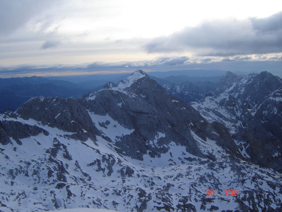 Grintovec(2558m)-j.kočna(2540m)-30.3.12 - foto povečava