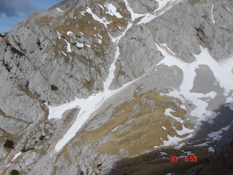 Grintovec(2558m)-j.kočna(2540m)-30.3.12 - foto povečava