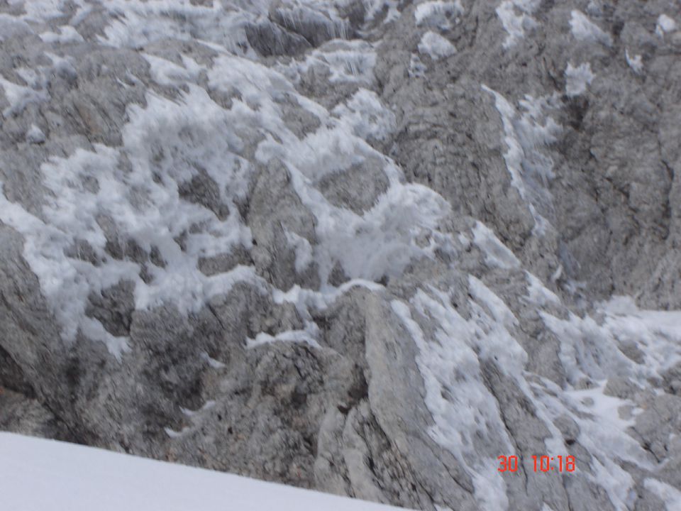 Grintovec(2558m)-j.kočna(2540m)-30.3.12 - foto povečava