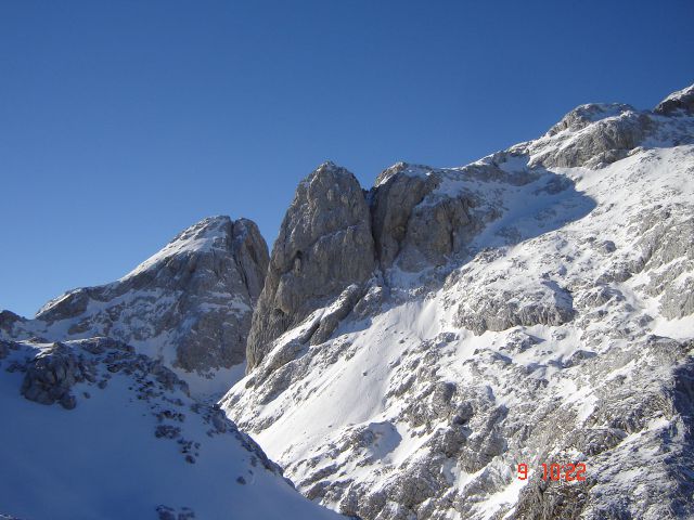 Triglav,zim.vzpon(Zadnjica-škrbina)-9.11.12 - foto