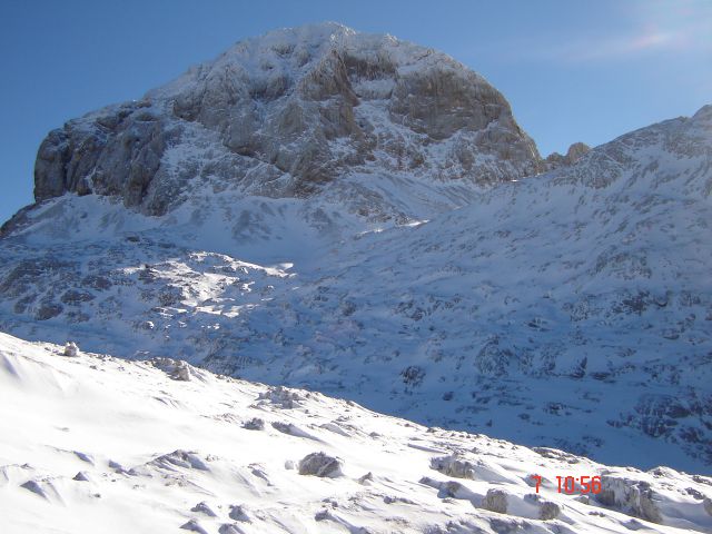 Novembrski beli Aljažev stolp (7.11.13) - foto