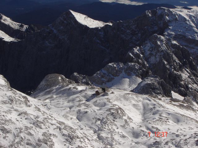 Novembrski beli Aljažev stolp (7.11.13) - foto