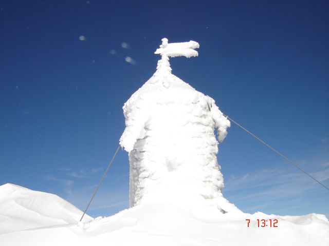 Novembrski beli Aljažev stolp (7.11.13) - foto