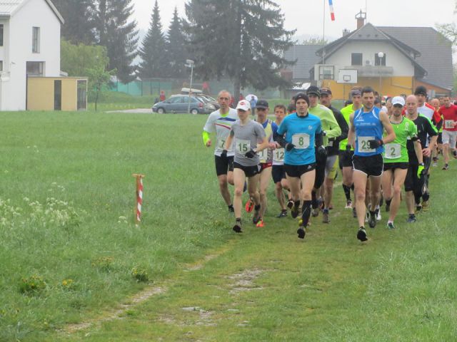 Tek pod Kriško goro (21.4.14) - foto