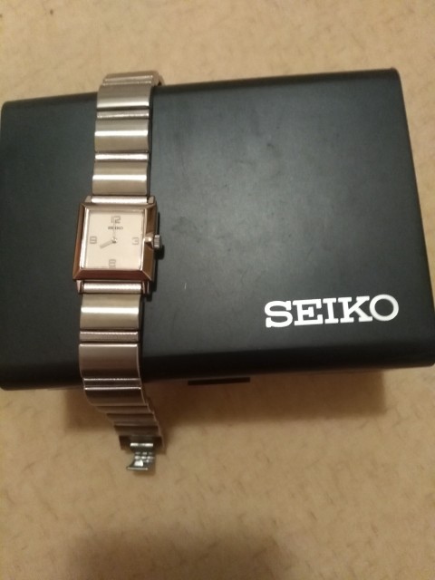 ženska ura seiko,nova-50 eur - foto