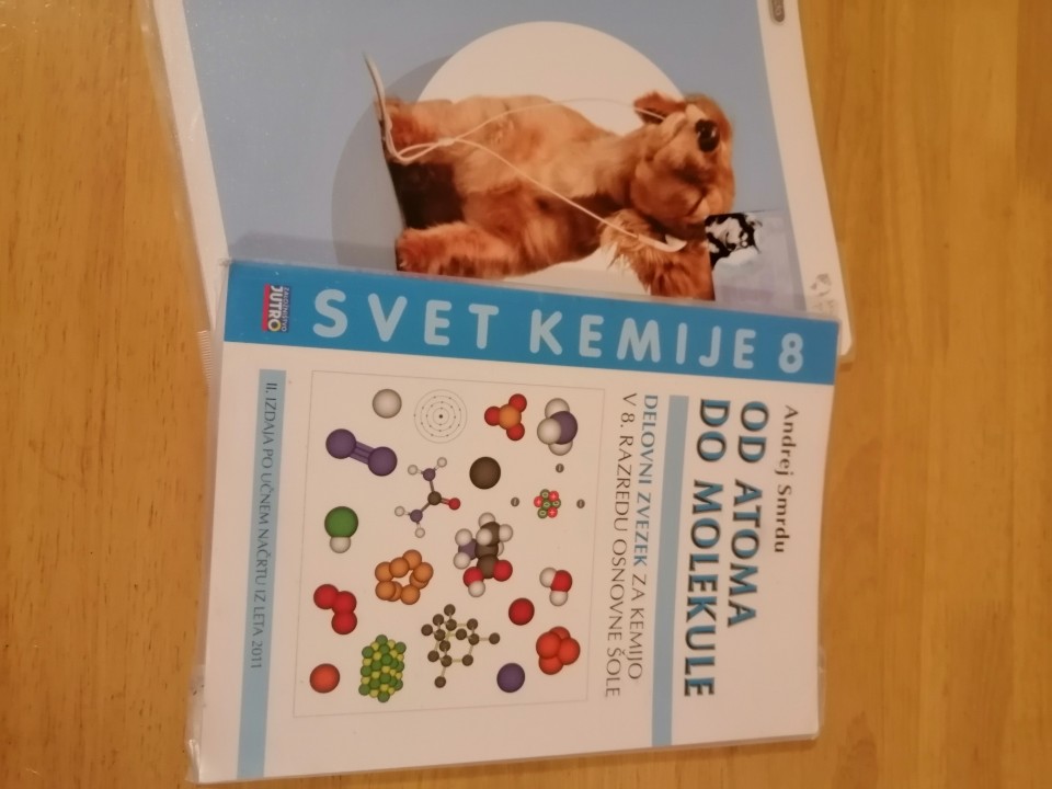 Delavni zvezek kemija 8 raz.  -10 eur - foto povečava