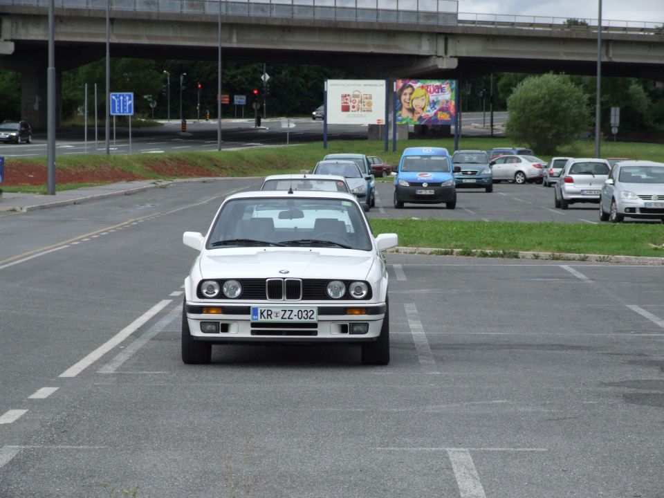 Panoramska vožnja 17. 6. 2012 e30 - foto povečava