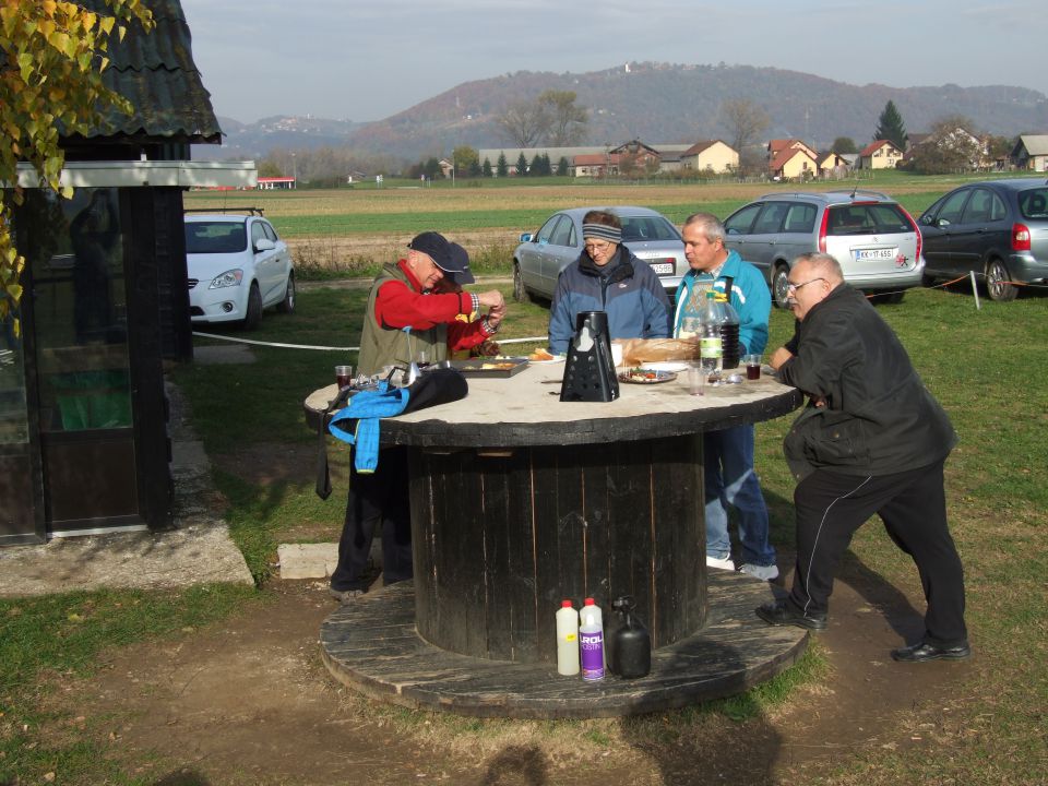 Zadovinek 10. 11. 2012 - foto povečava