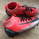 cr7 komplet 10-12 let in kopacke cr7 38,5