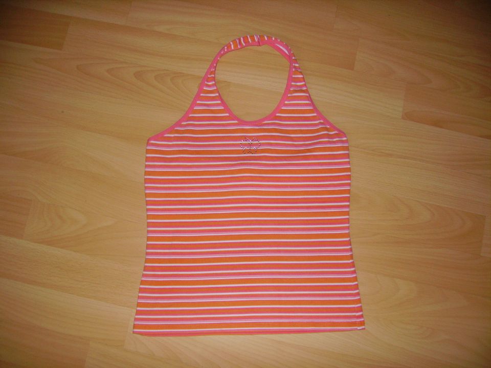 majčka ONE ONE v 152 cena 1,50 eur