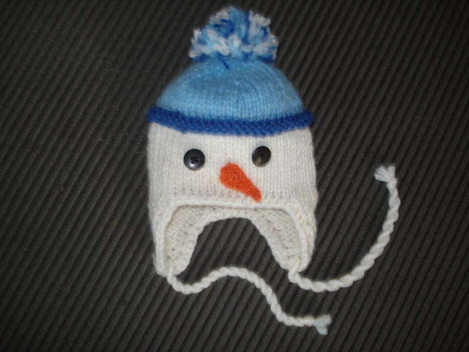 ročno pletena kapa snežak