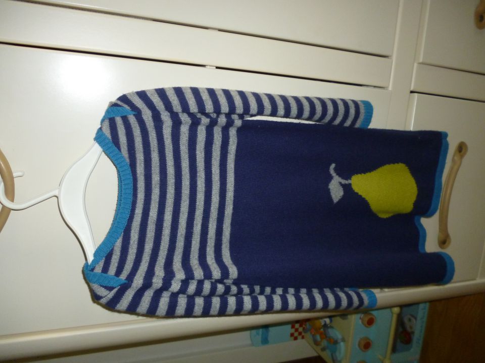 Pletena oblekica Baby Boden, velikost 3-4 leta, zelo malo nošena