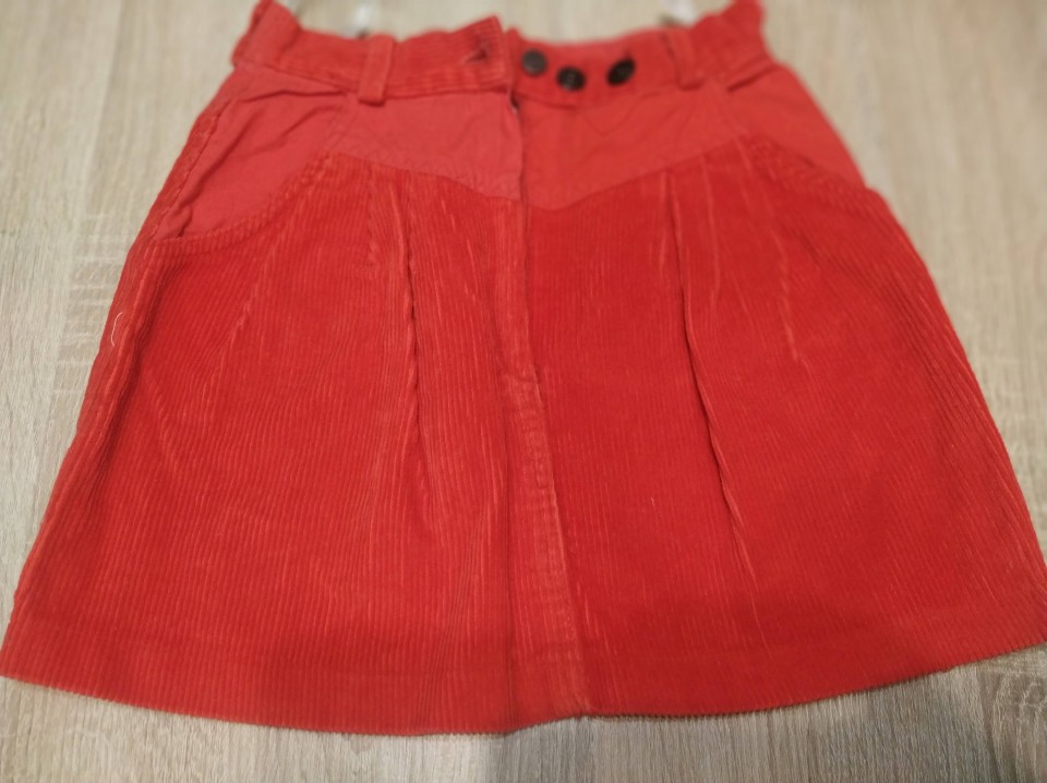 krilo št. 140 vendar manjše cena 3 eur