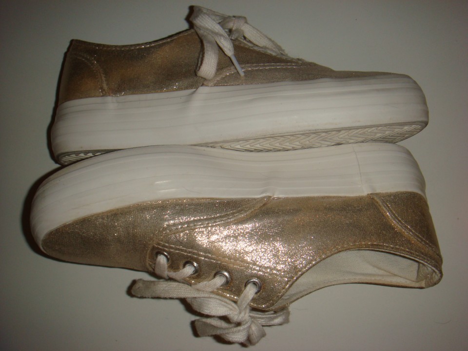 modni zlati čevlji XTi, 39, 10€