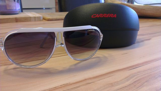 Carrera sončna očala   25 eur